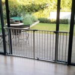 dreambaby-liberty-xtra-wide-hallway-gate-with-45cm-extension