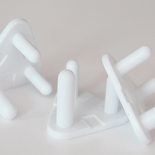 Dreambaby Plug Covers Baby Proof