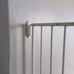 arizona-baby-gate-mounted-to-wall-top