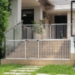 dreambaby-xtra-wide-hallway-gate-with-2x-1m-extensions-reinforced