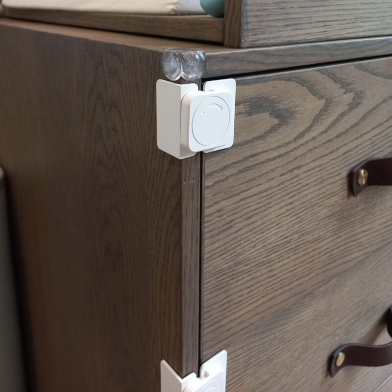 baby-proof-corner-locks-for-drawers-locked