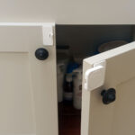 baby-proof-double-door-cabinet-latch