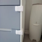 childproof-right-angle-lock