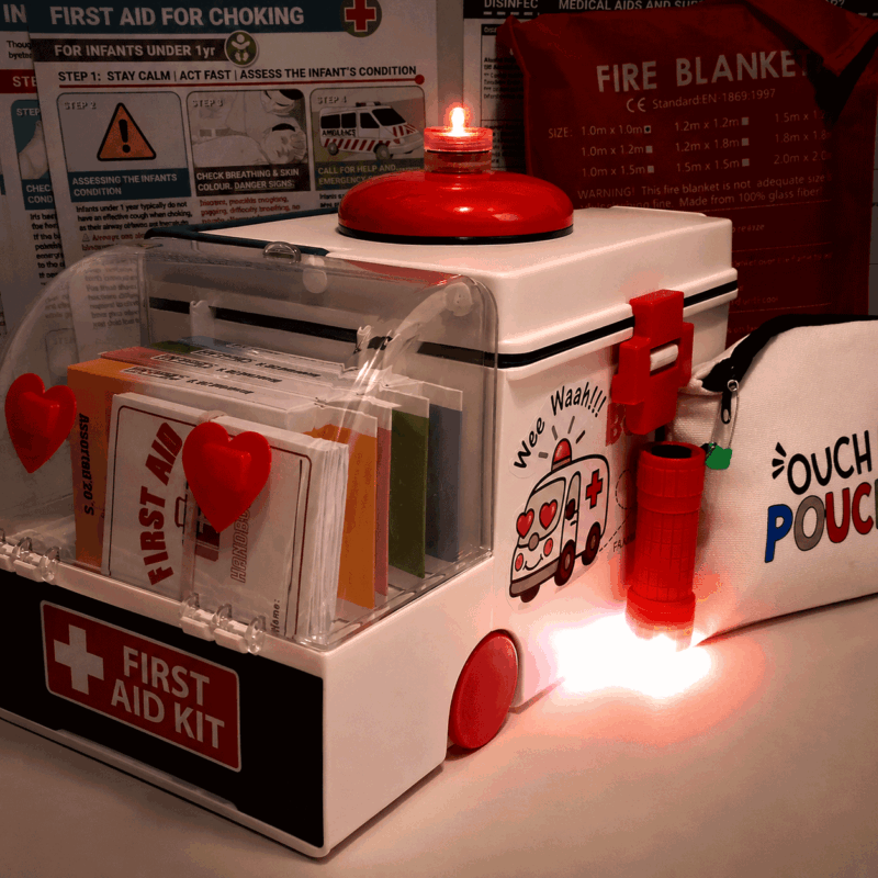 boo-boo-bus-ambulance-first-aid-bus-with-light