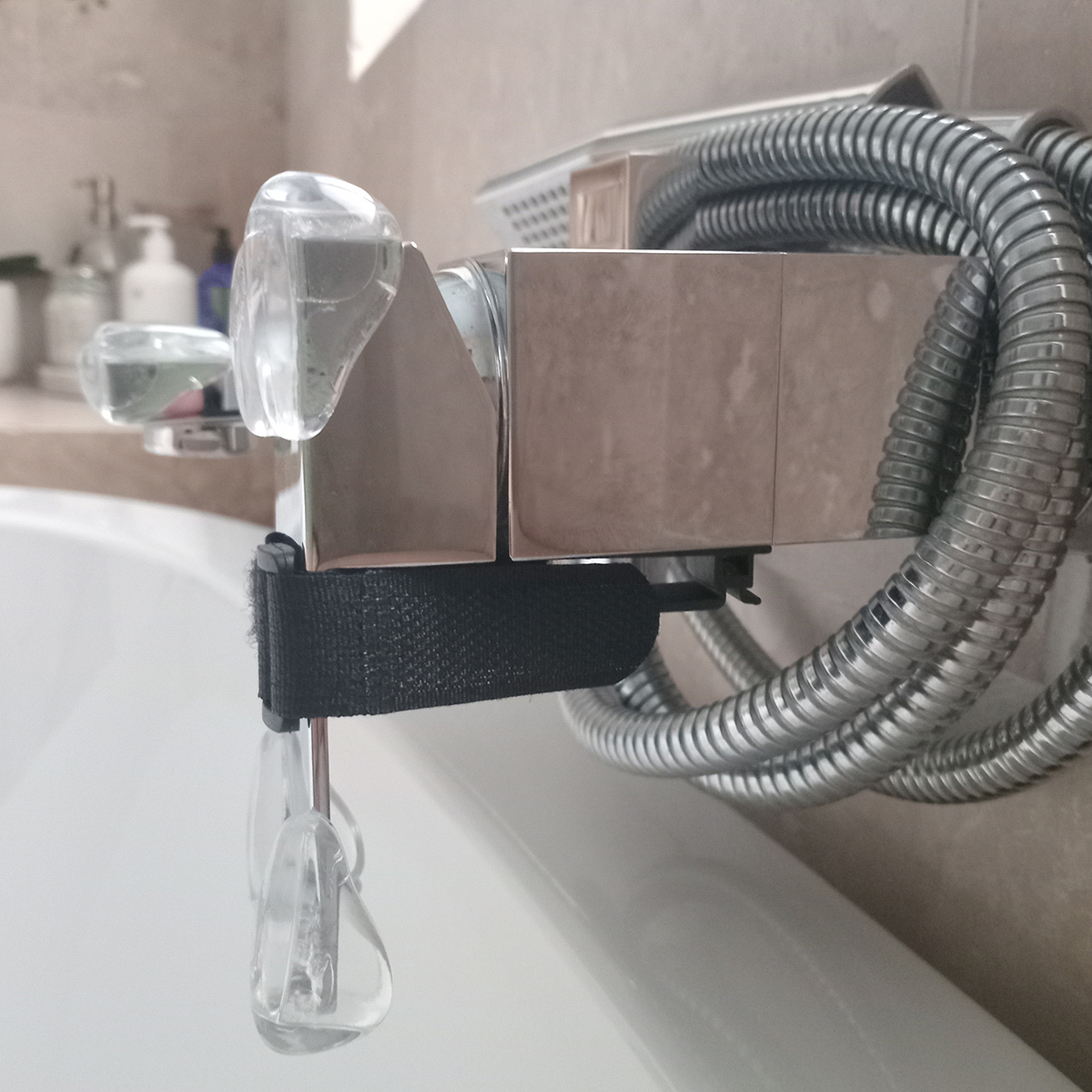 baby-proof-faucet-handle-lock-adjustable-strap