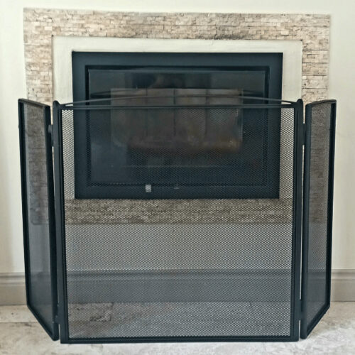 child-proof-firescreen-with-latches-center-100cm-40cm-sides-85cm-height