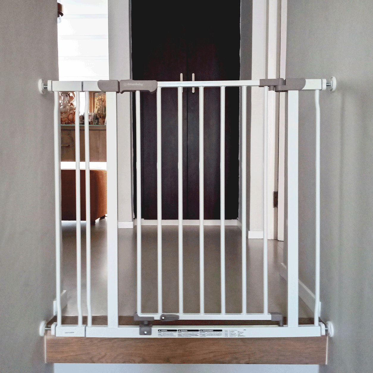 baby-gate-top-of-stairs baby-gate-top-of-stairs