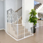 childproof-l-shaped-baby-gate-6-panels-bottom-of-stairway