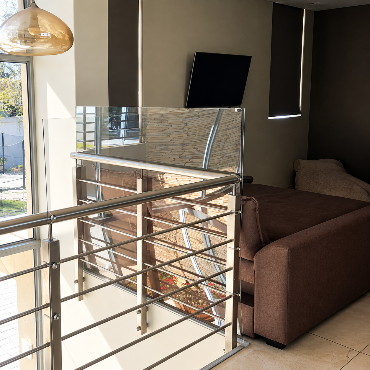 childproof-balustrade-safety-barriers-clear-safety-panels
