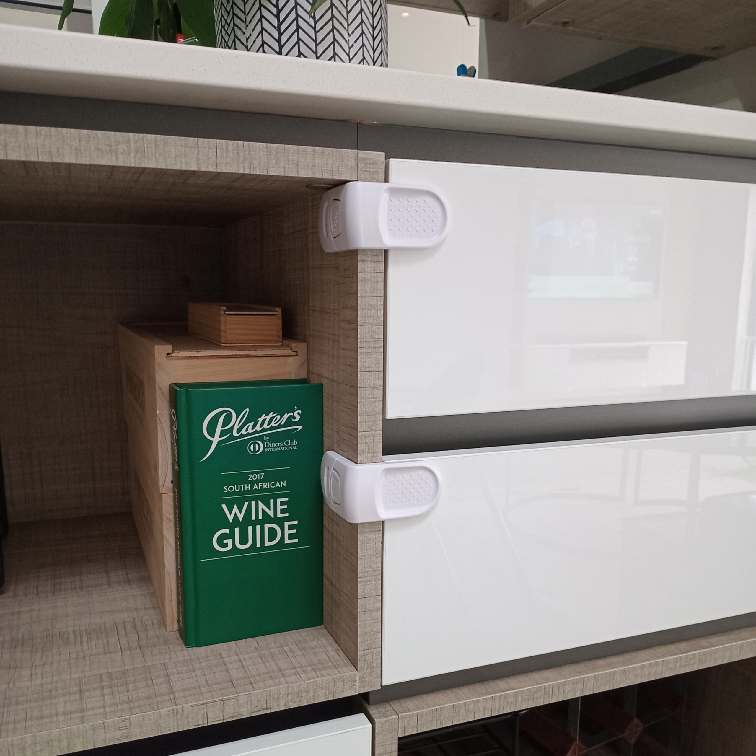 childproof-corner-locks-for-kitchen-drawers