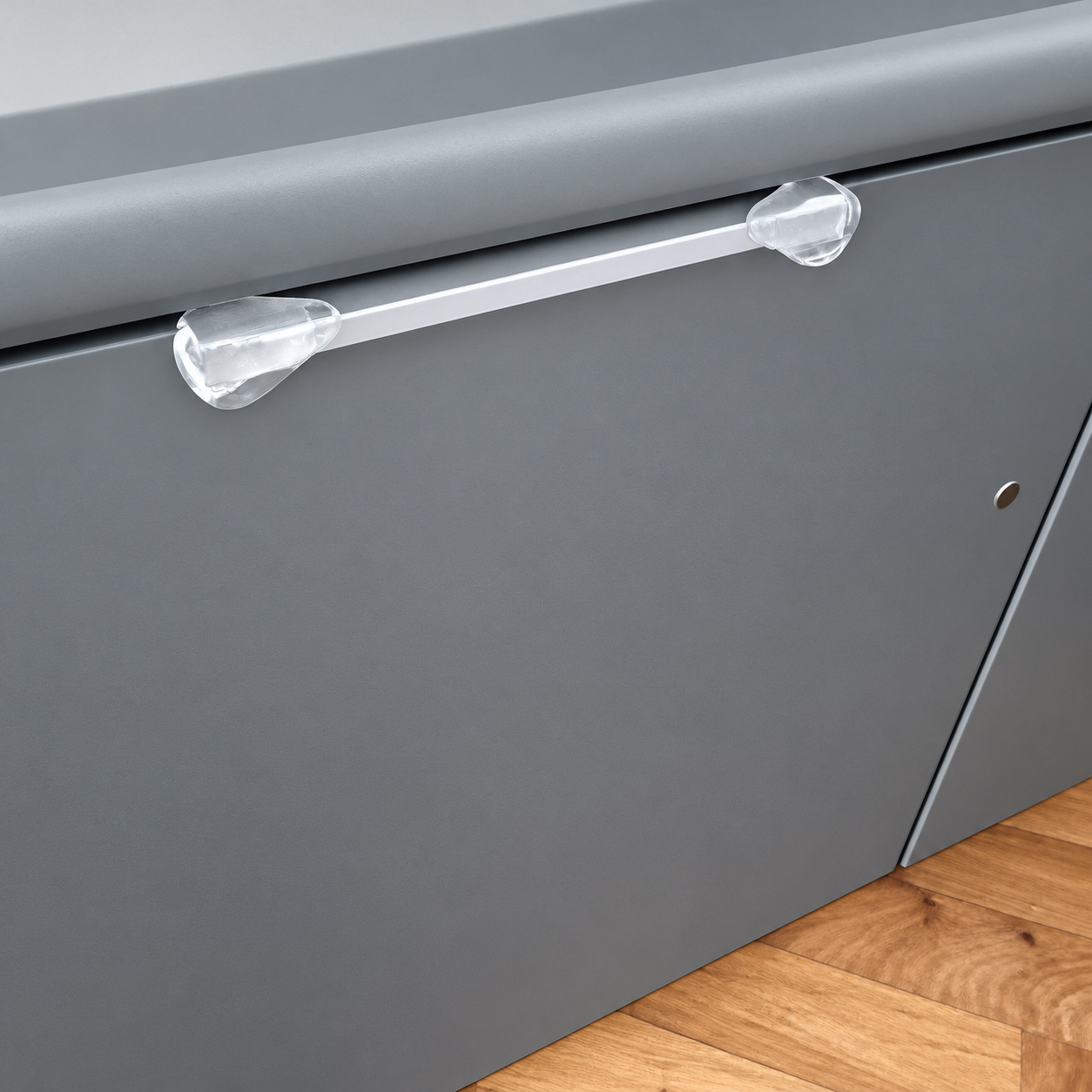 childproof-foam-edge-guard-and-drawer-handle-corner-protectors-kitchen-counter