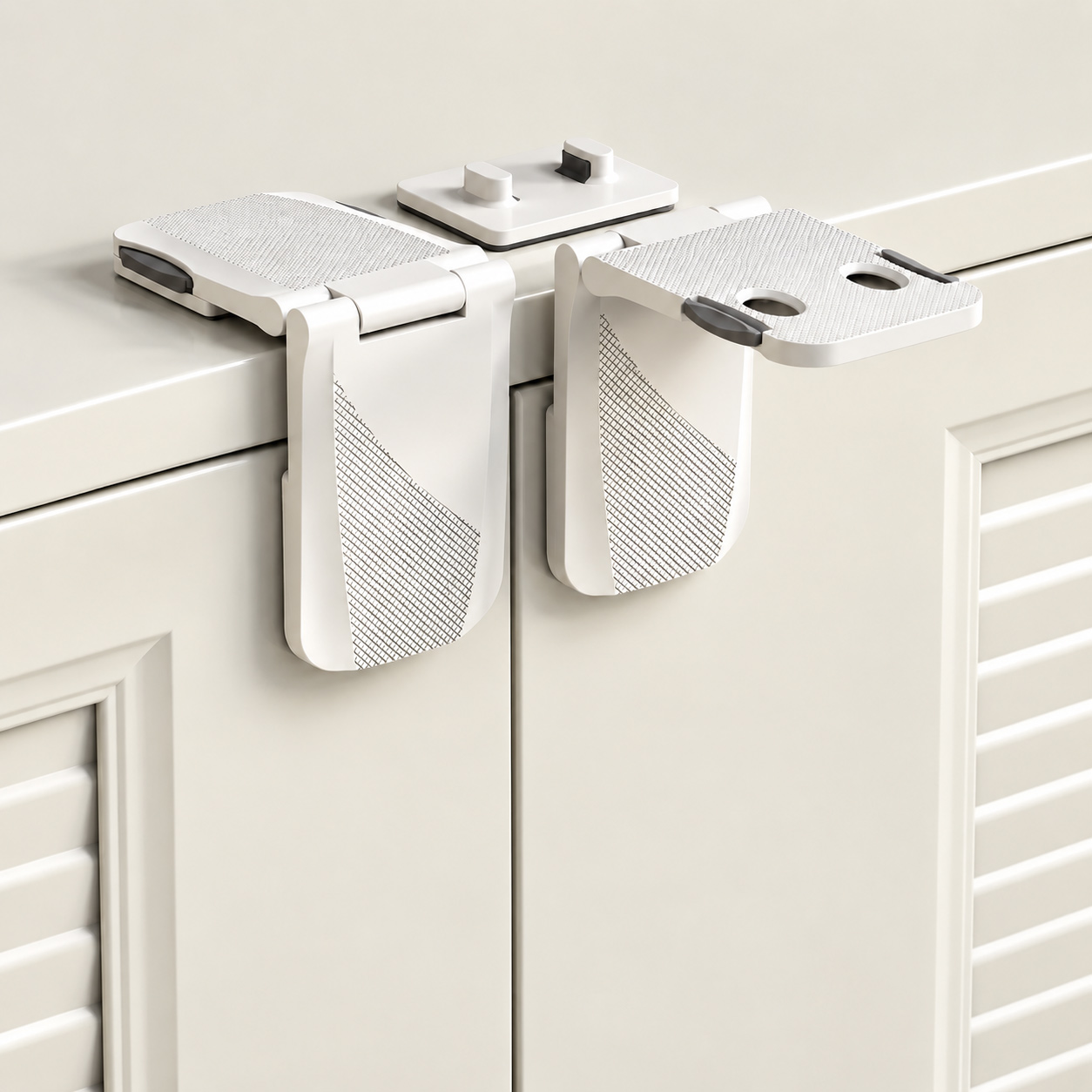 kitchen-cabinet-child-safety-lock