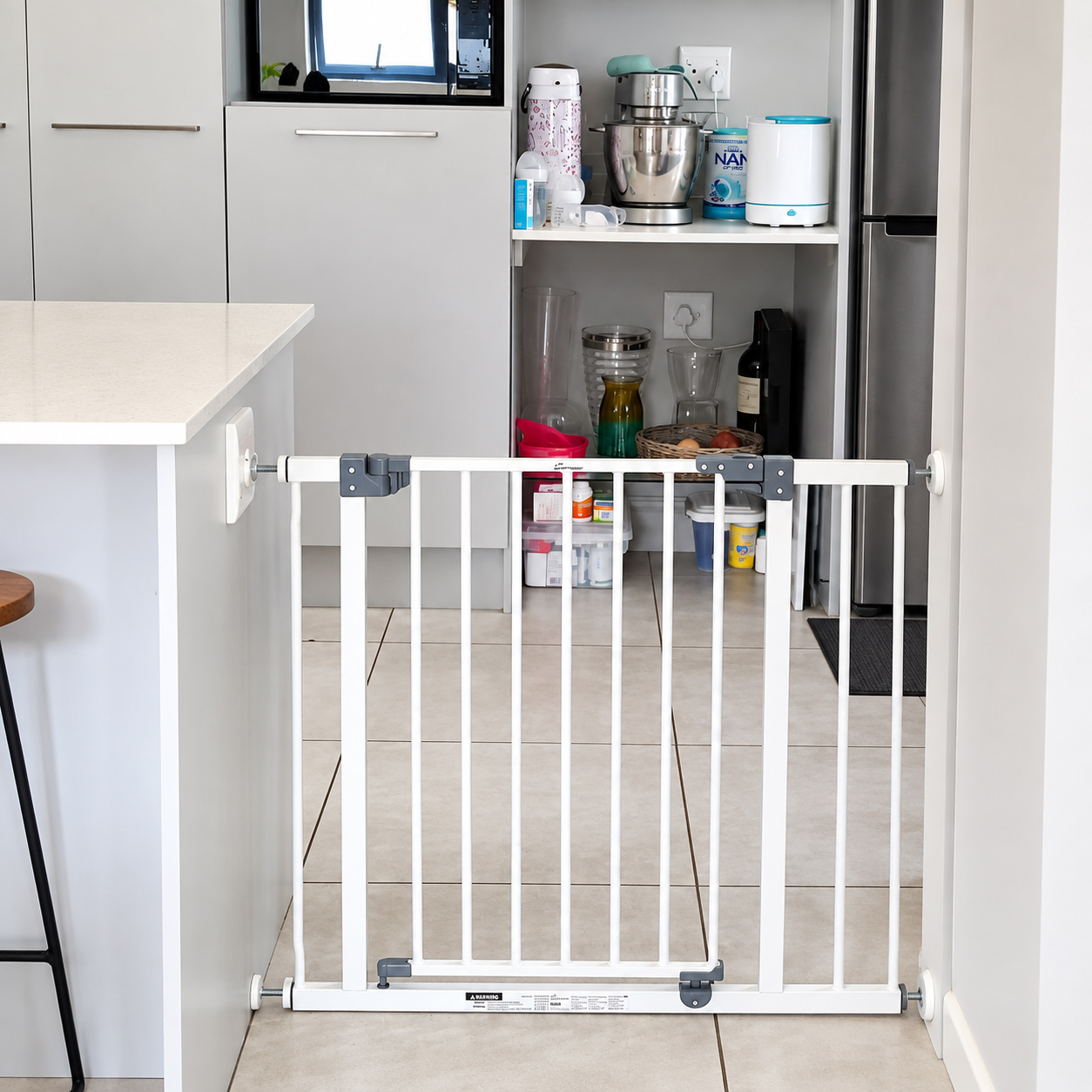 kitchen-entrance-baby-safety-gate