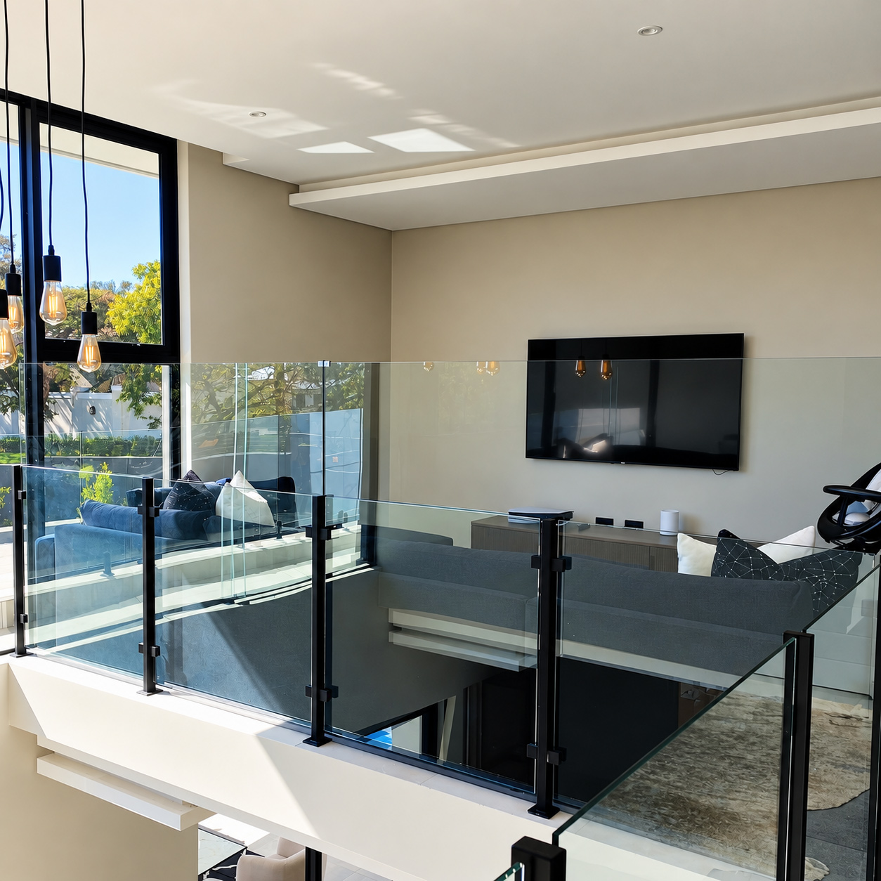 childproof-clear-polycarbonate-balustrade-height-extender-for-behind-couch