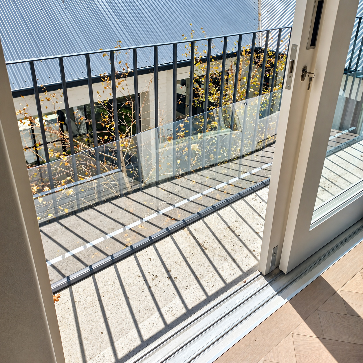 childproof-transparent-safety-barriers-for-balcony-sliding-door