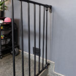 discovery-6-panel-playpen-barrier-gate-mounted-to-wall