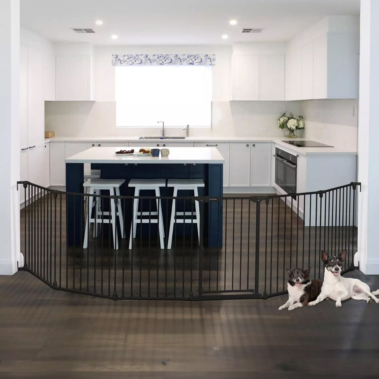 dreambaby-discovery-6-panel-3.75meter-barrier-gate-colour-black
